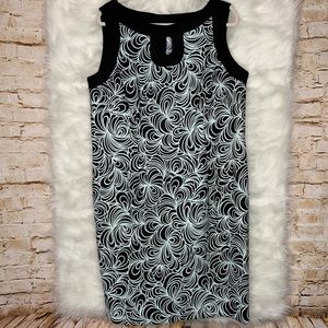 Dressbarn Size 18 Black White Sheath Dress